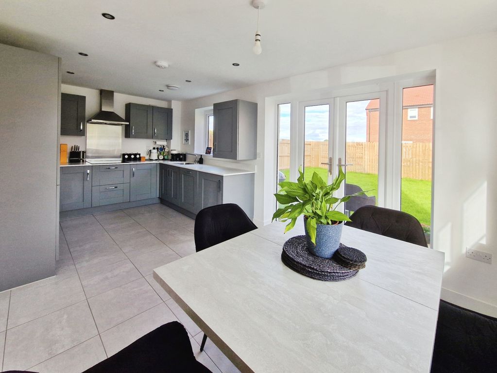 Property photo 3 of 23 198A748E-1000071294