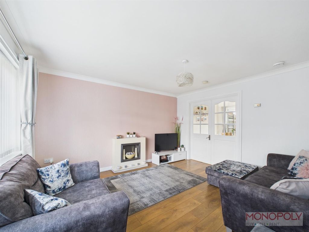 Property photo 3 of 12 Cam03815G0-Pr0233-Still002.Jpg