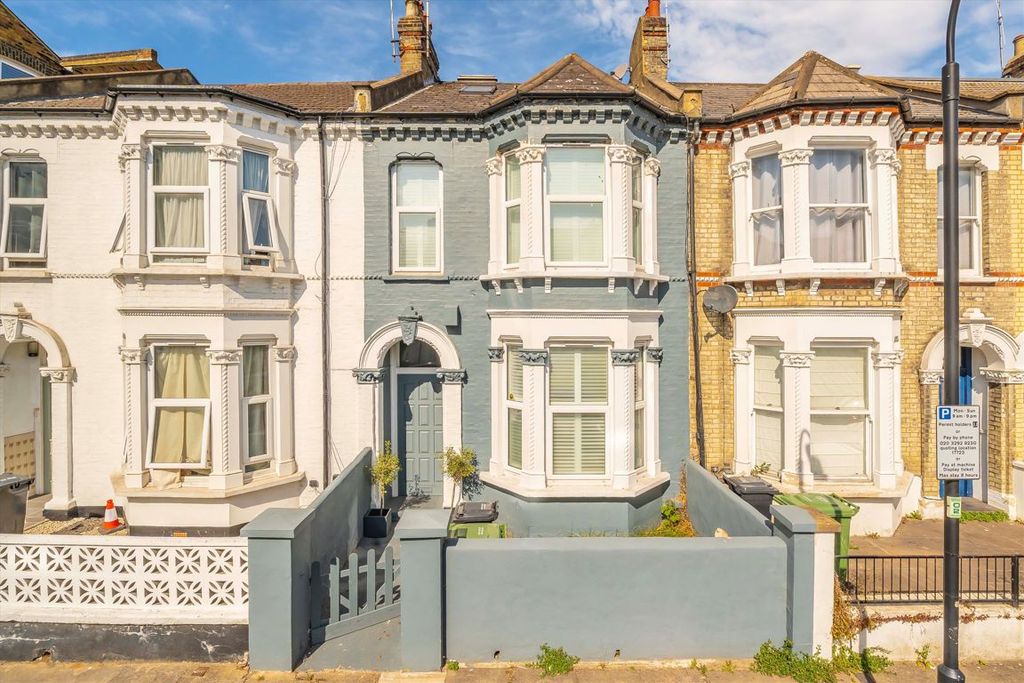 Property photo 1 of 7