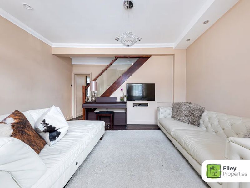 Property photo 3 of 27 Photo 4