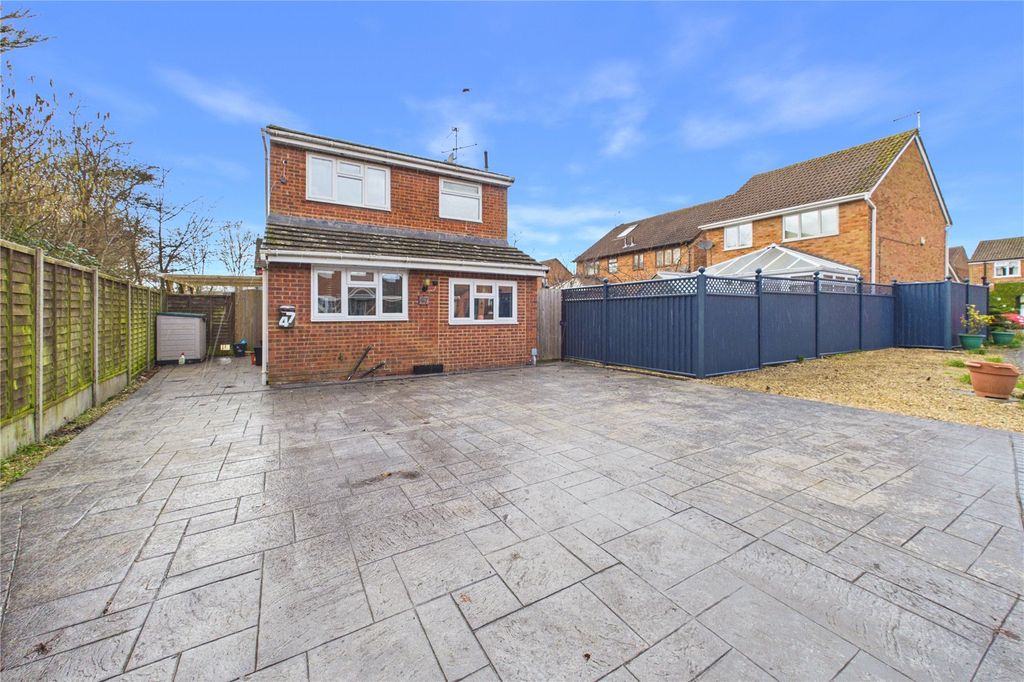 Property photo 1 of 21 Picture No. 09