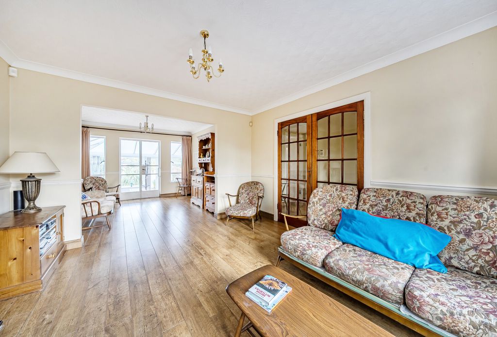 Property photo 1 of 24 1354865-9-68c841d...