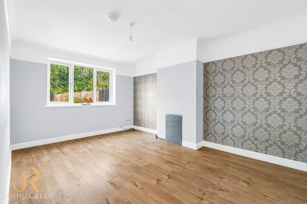 Property photo 2 of 12 Internal-9.Jpg