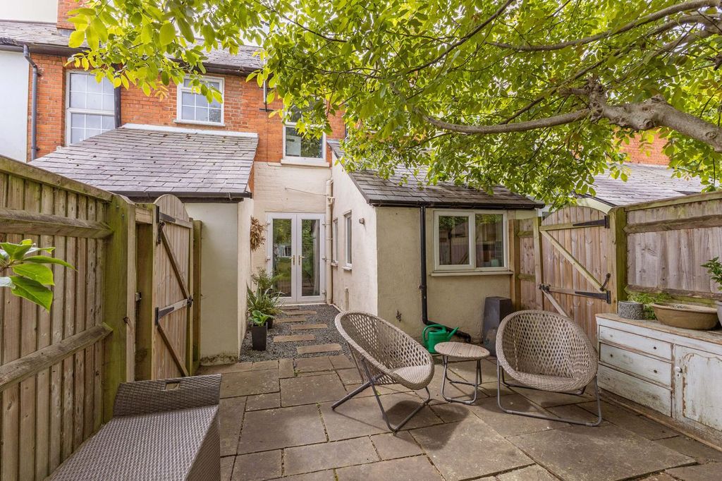 Property photo 1 of 10
