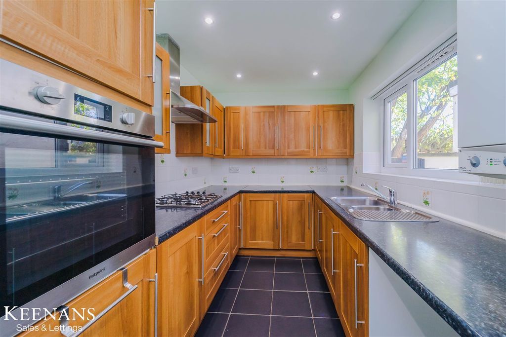 Property photo 1 of 16 Dsc06193.Jpg