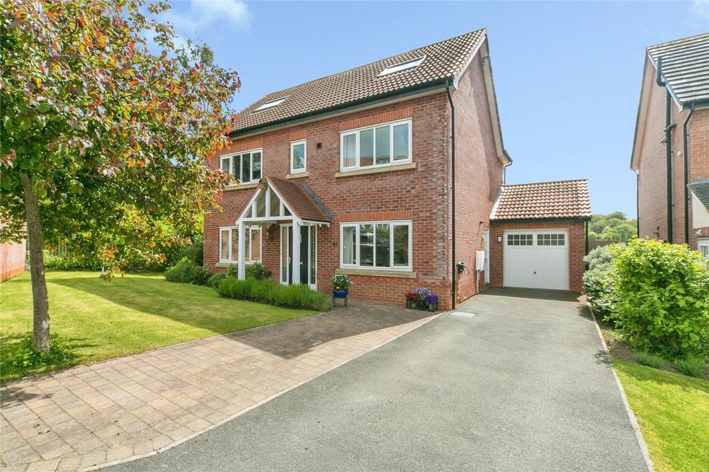 Property photo 1 of 30 Picture No. 06