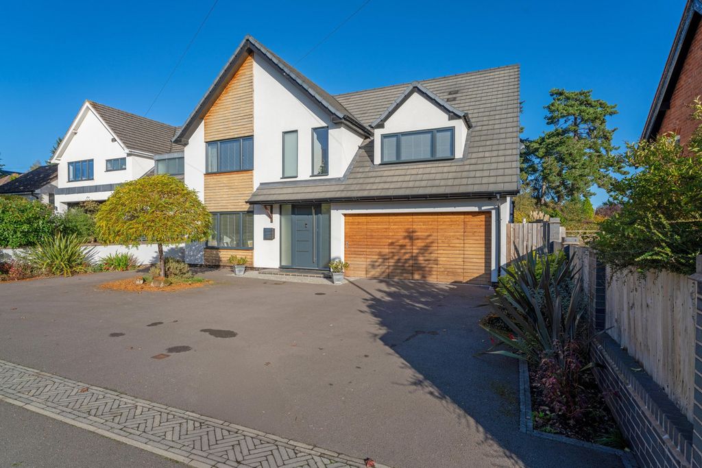 Property photo 1 of 27