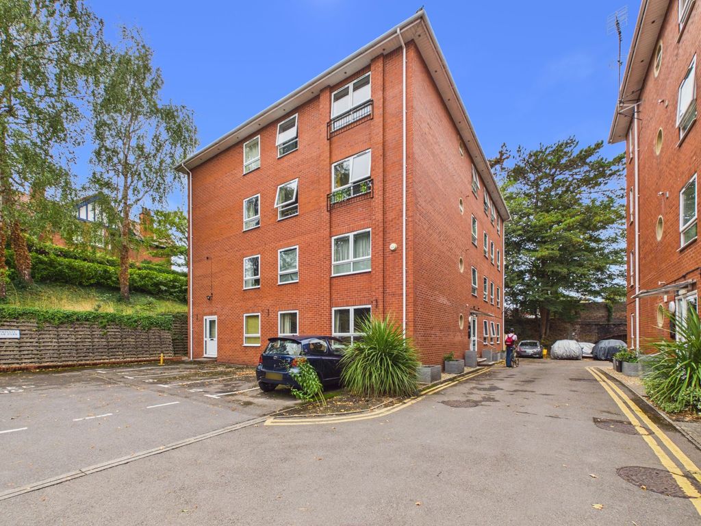 Property photo 1 of 7