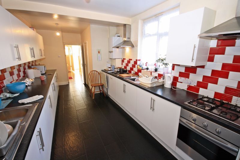 Property photo 2 of 14 Photo 11