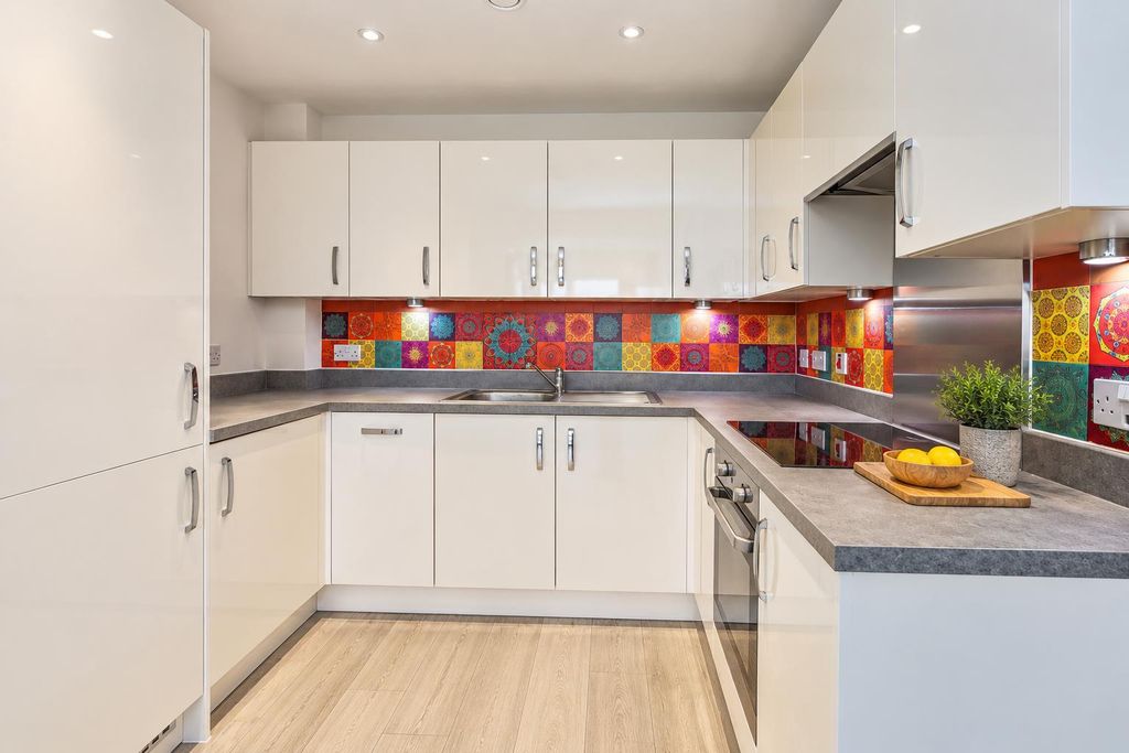 Property photo 2 of 10 A5136865-574A-4c20-A7Cf-Dd370d4A5Bee.Png