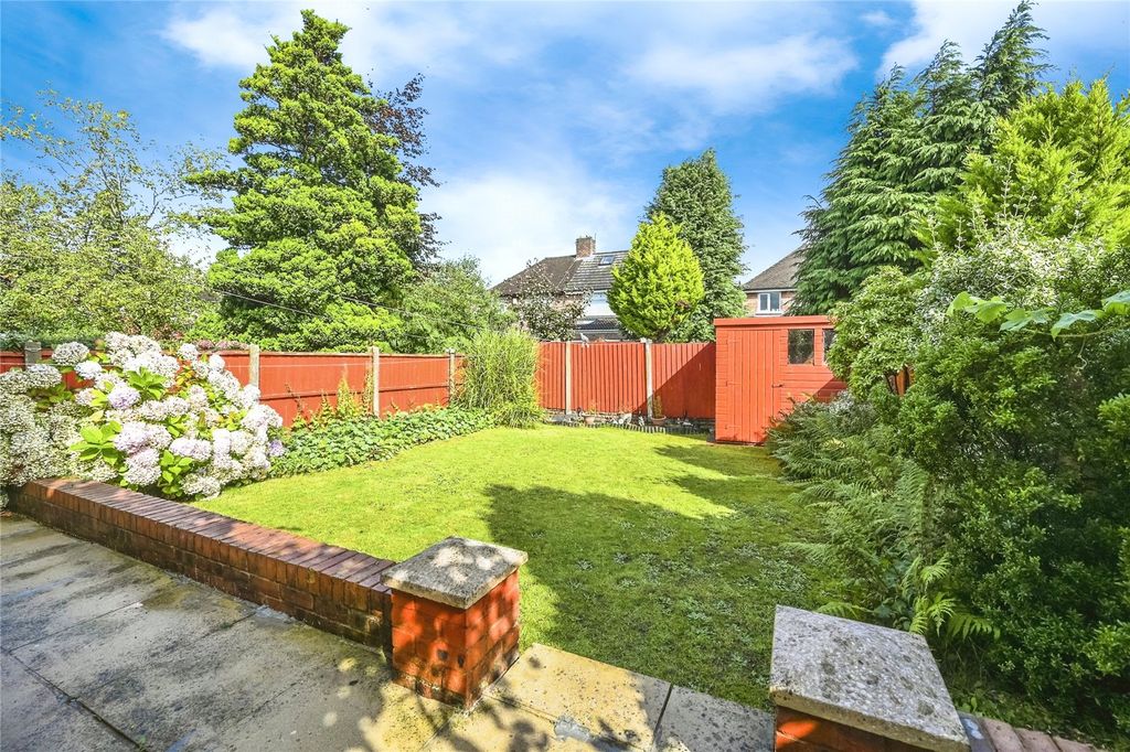 Property photo 2 of 18 Picture No. 19