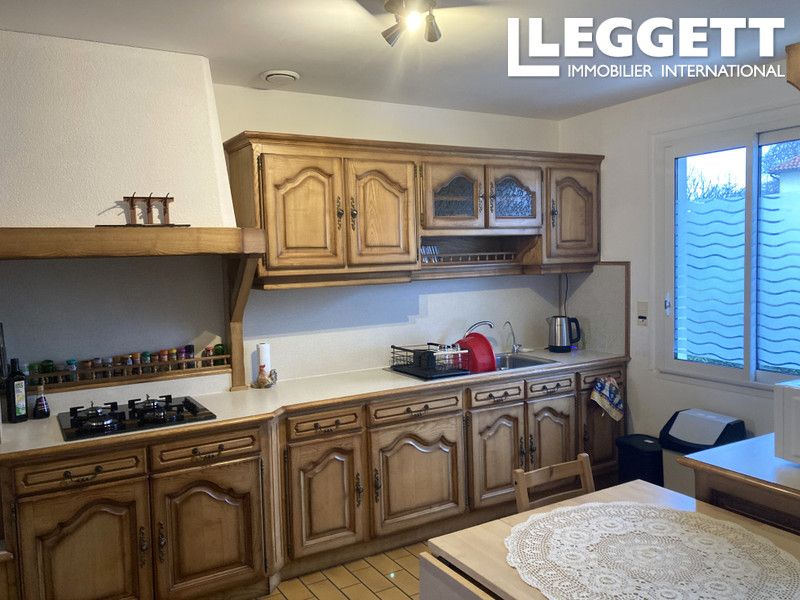 Property photo 3 of 10