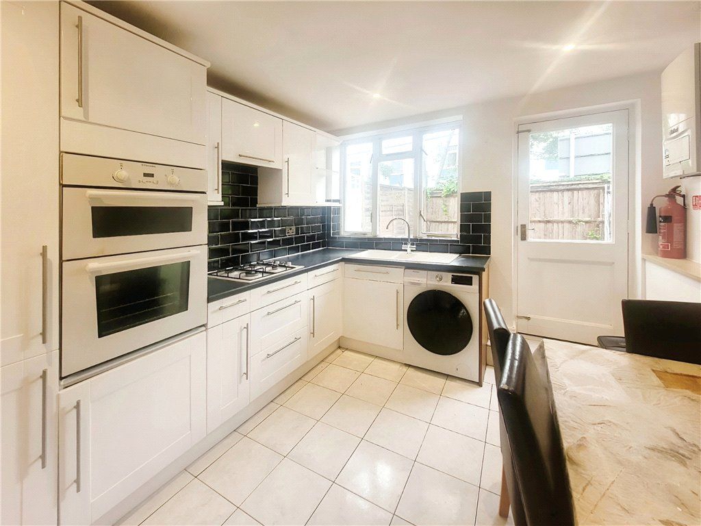 Property photo 2 of 15 Kitchen