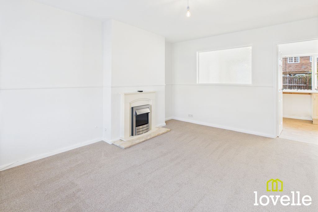 Property photo 3 of 27
