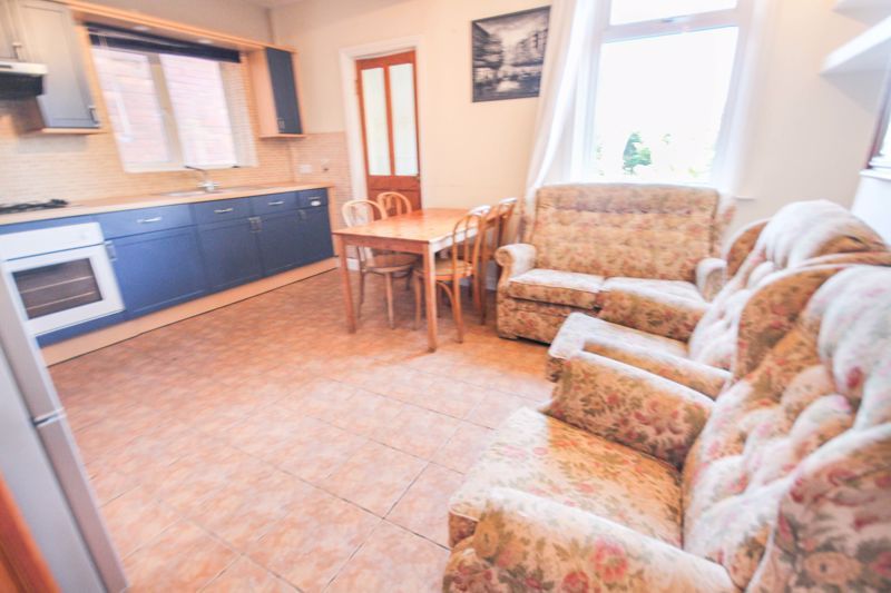Property photo 2 of 12 Photo 9