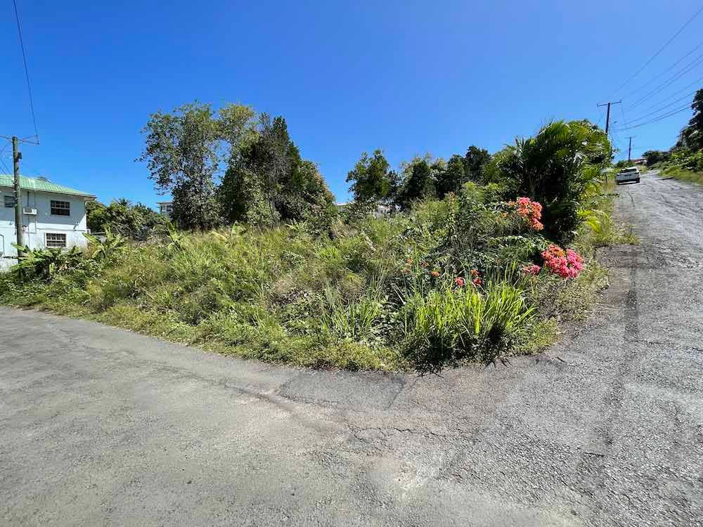 Property photo 1 of 3