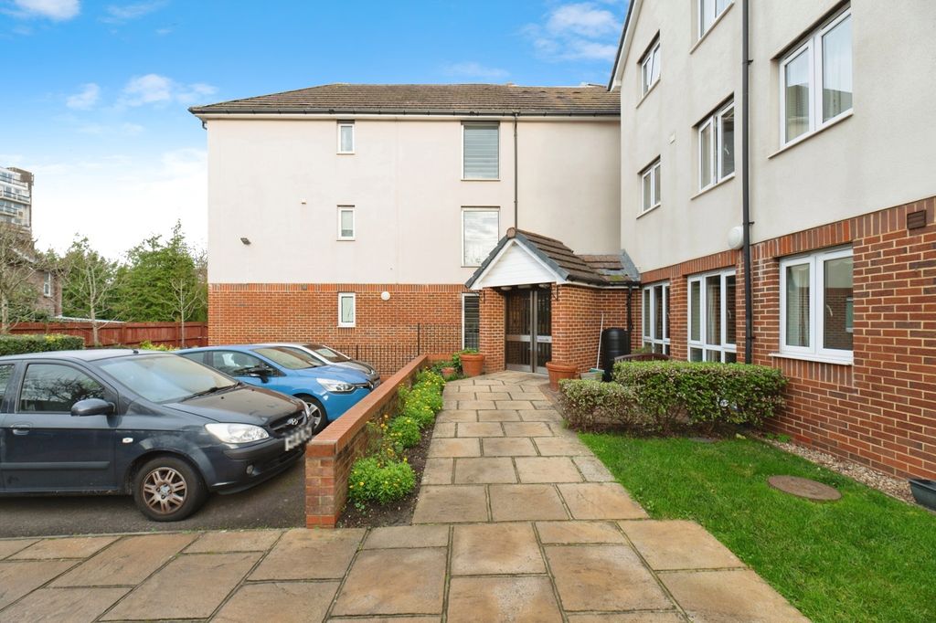 Property photo 1 of 10 Pbox-Img.Jpg