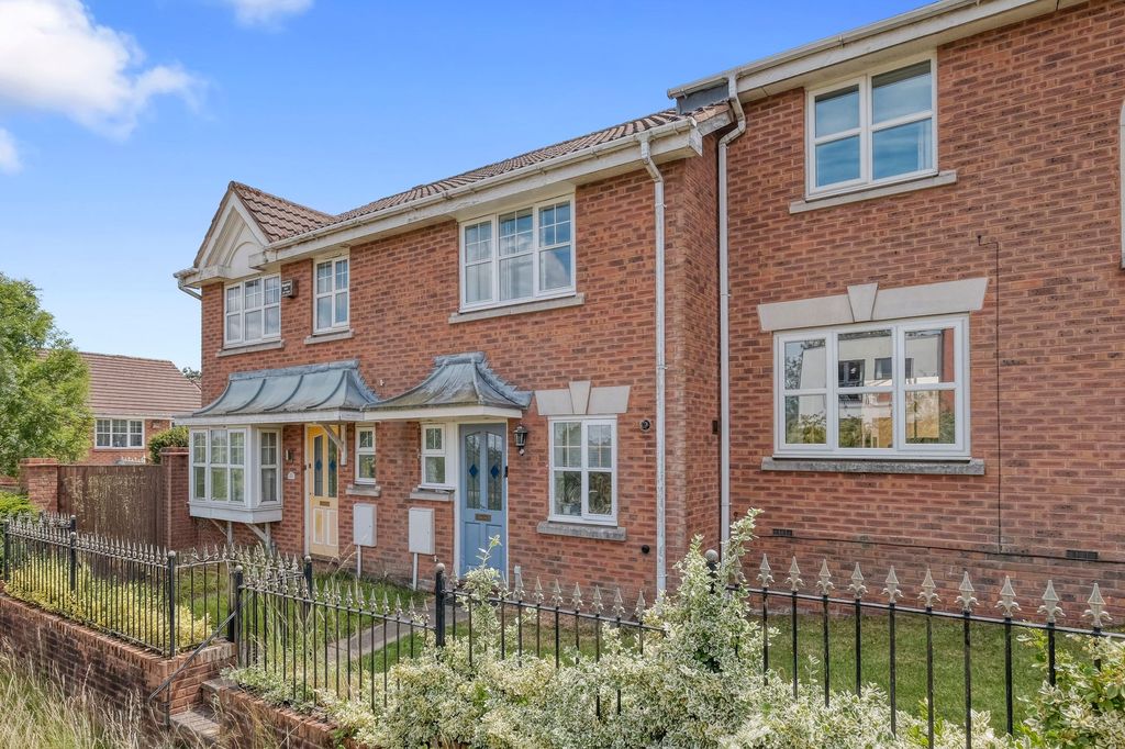 Property photo 1 of 13