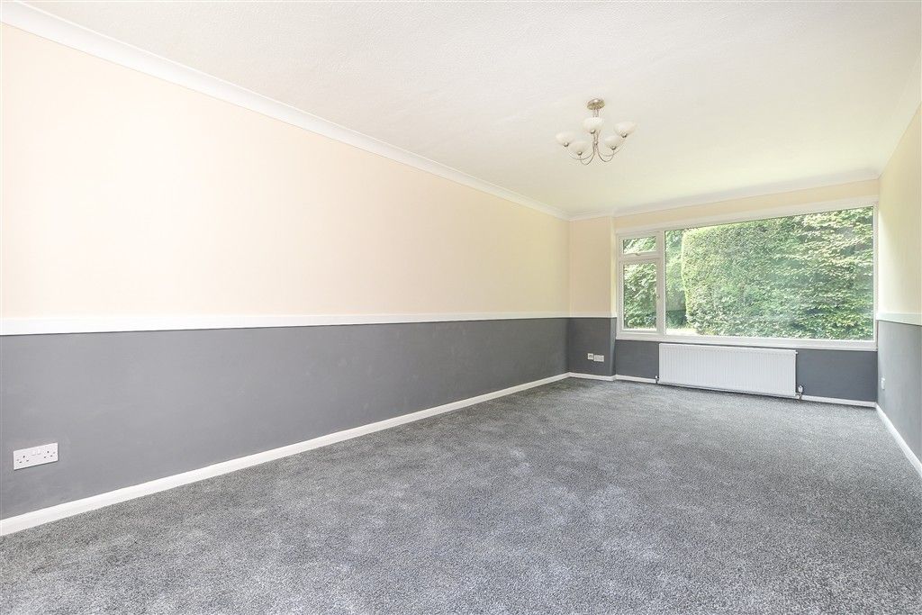 Property photo 3 of 11 Lounge/Dining Room