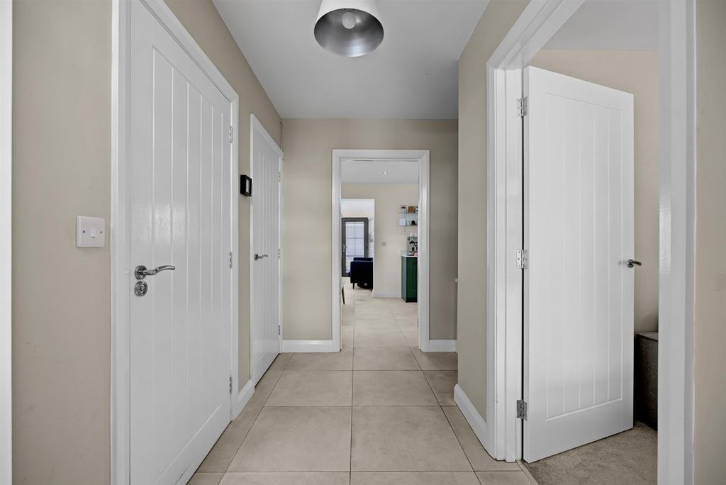 Property photo 3 of 26 5 Edengrove Park Mews 03.Jpg