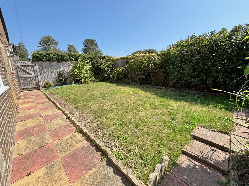 Property photo 3 of 17