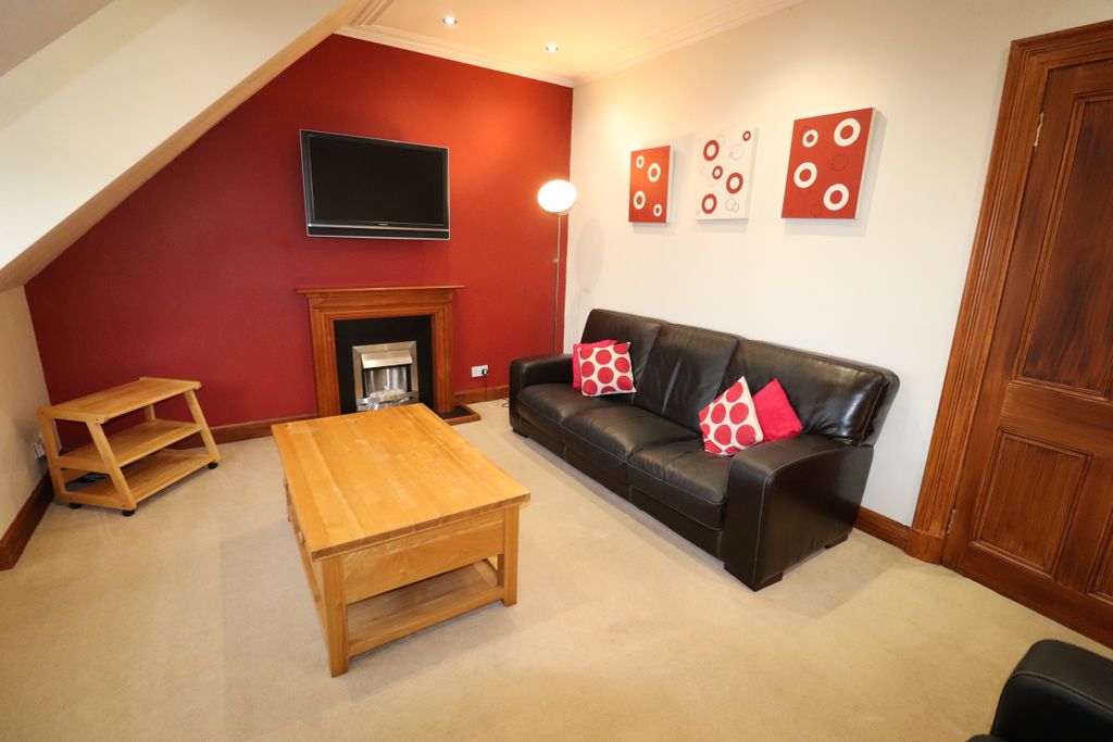 Property photo 3 of 14 Photo 3