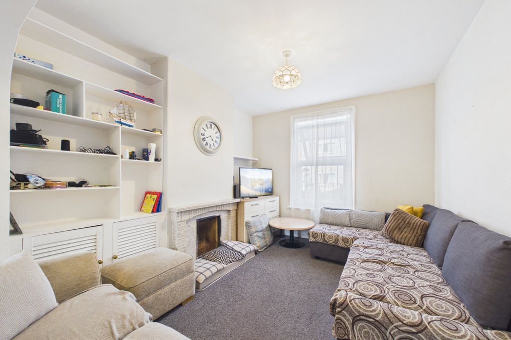 Property photo 2 of 7 Picture No. 02