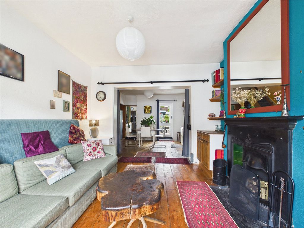Property photo 3 of 19 Picture No. 72