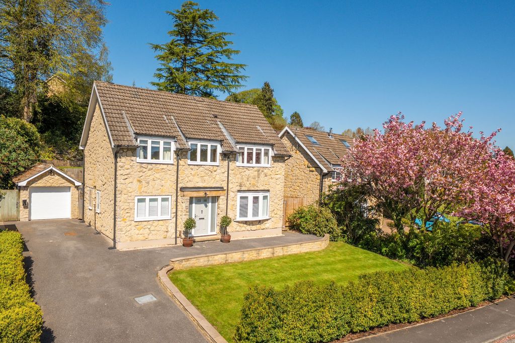 Property photo 1 of 38