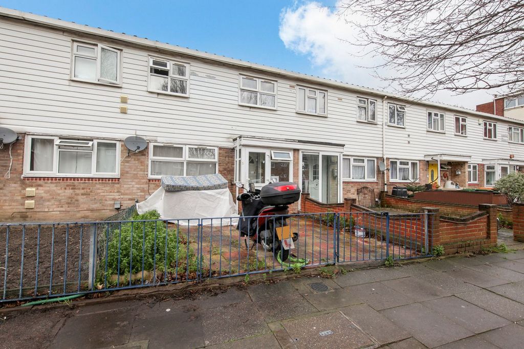 Property photo 1 of 15