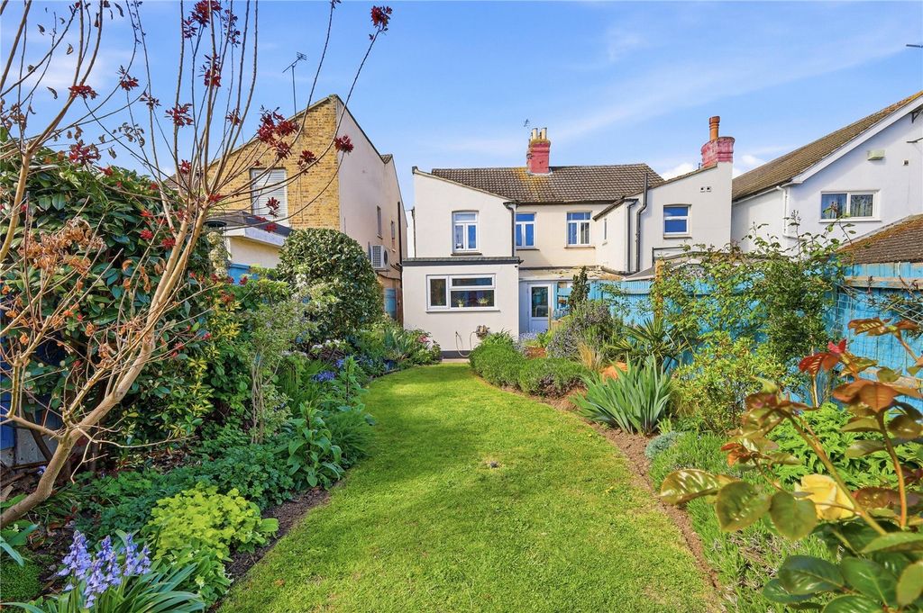 Property photo 1 of 27 Picture No. 26