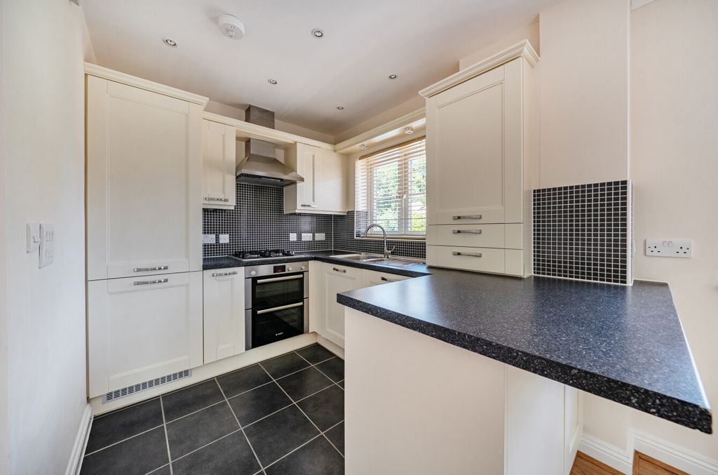 Property photo 3 of 16 1487866-1-6A4ba3c...