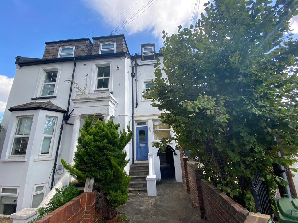 Property photo 1 of 5