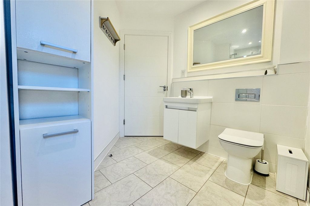 Property photo 3 of 12 Picture No. 19