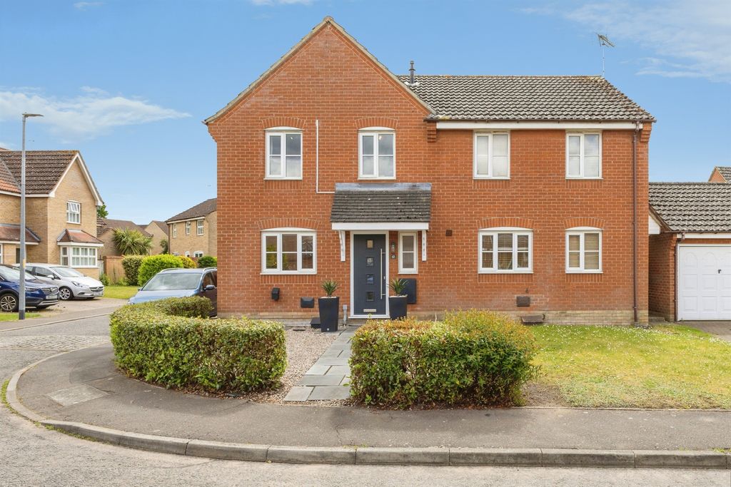 Property photo 1 of 18