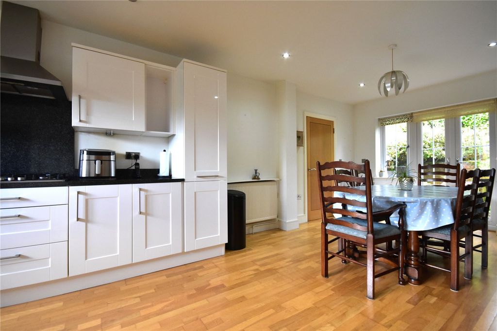 Property photo 3 of 14 Picture No. 07
