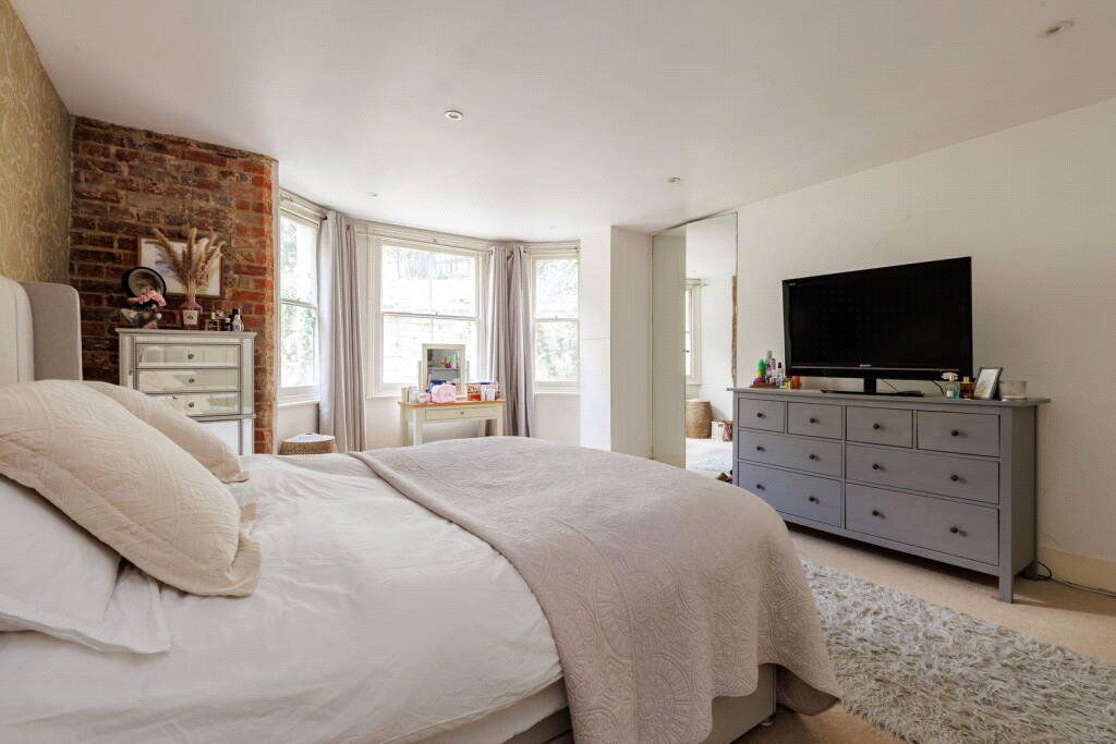 Additional image 16 of 2 bed flat for saleGuildford, Surrey GU1