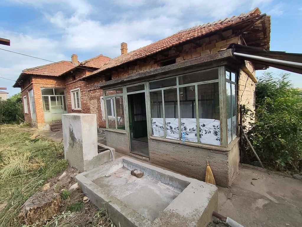 Property photo 2 of 7