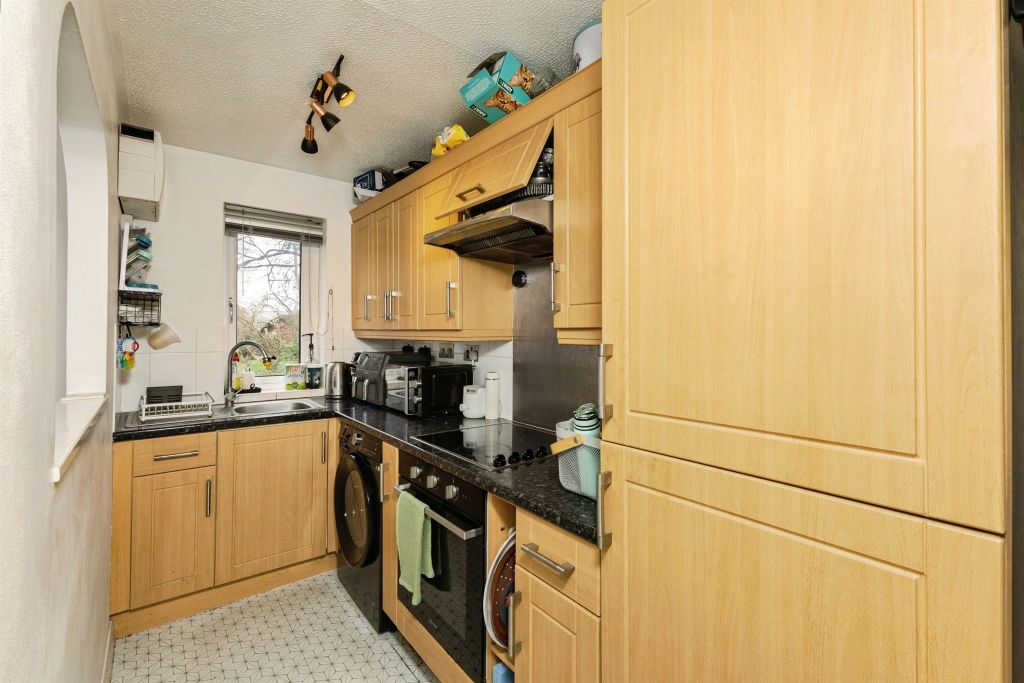 Property photo 3 of 13