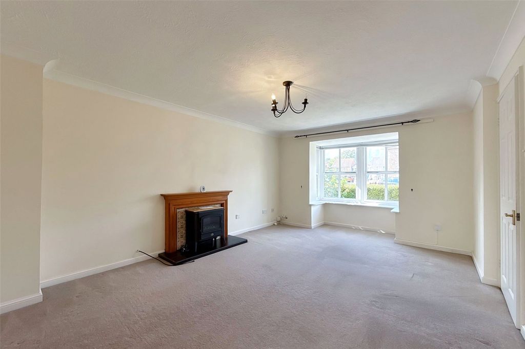 Property photo 2 of 19 Picture No. 38