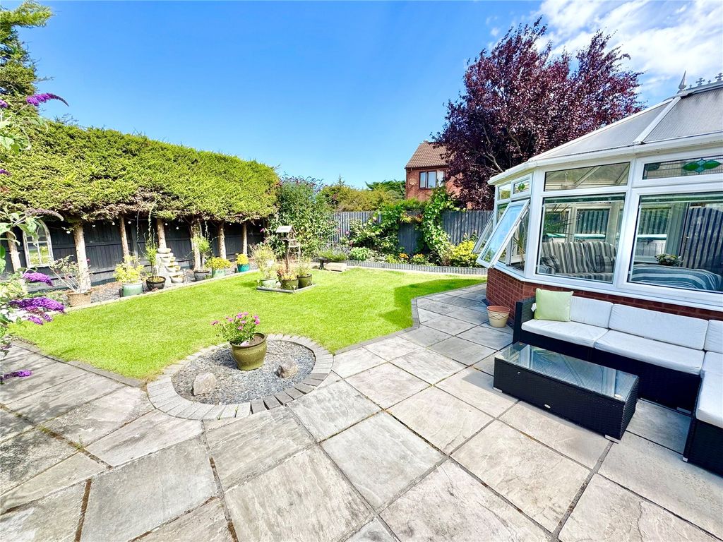 Property photo 3 of 17 Picture No. 36
