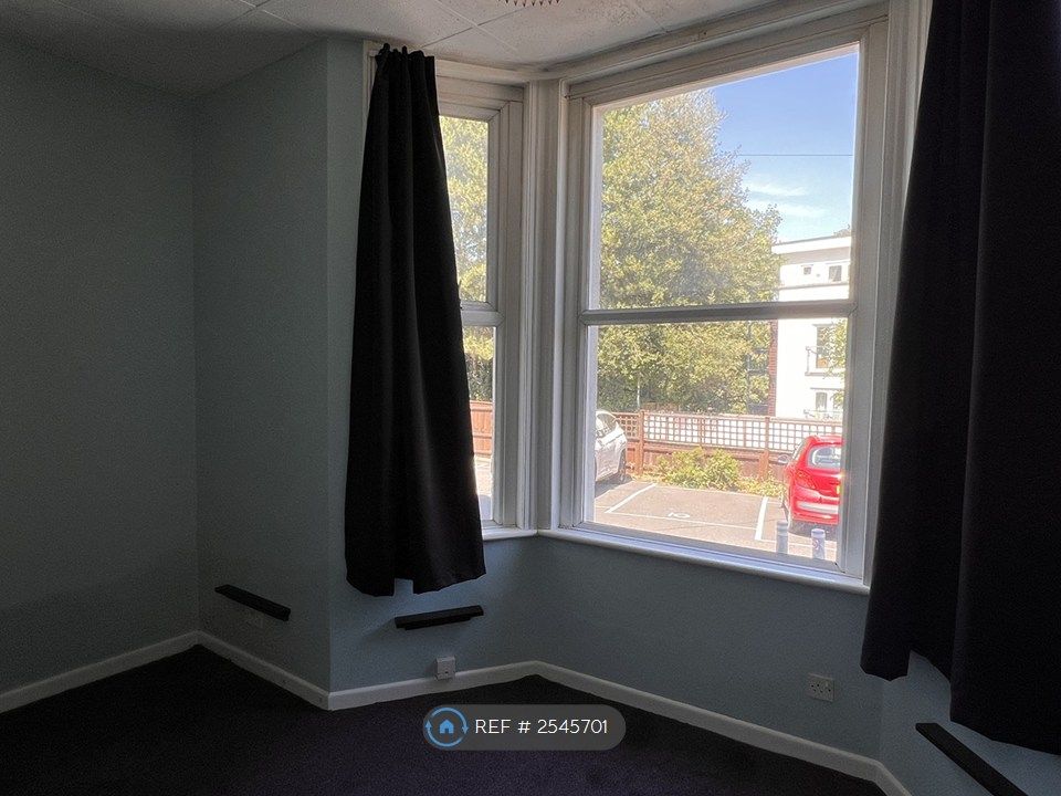 Property photo 2 of 4