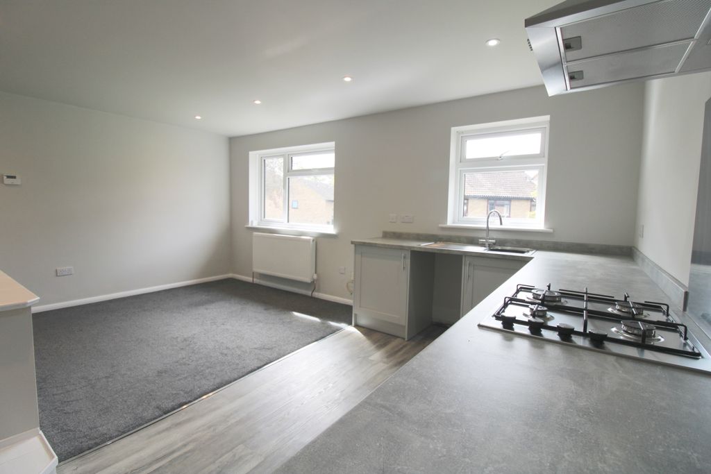 Property photo 3 of 8 Img_2107