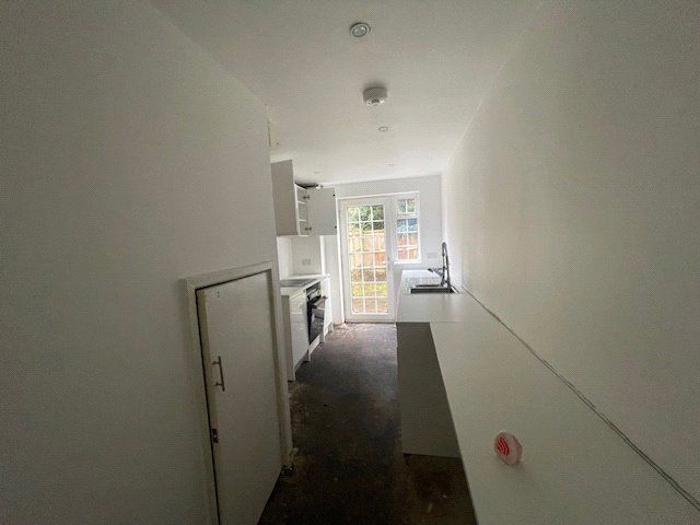 Property photo 3 of 8 Picture No. 04