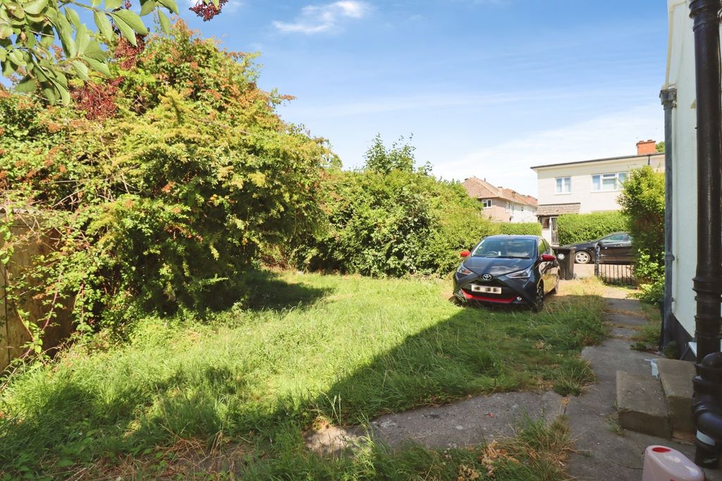 Property photo 2 of 18 Pbox-Img.Jpg