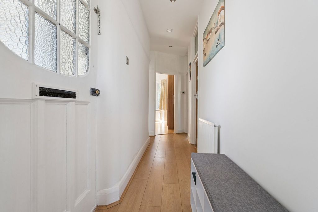 Additional image 11 of 2 bed maisonette for saleWest End Avenue, Pinner, Middlesex HA5