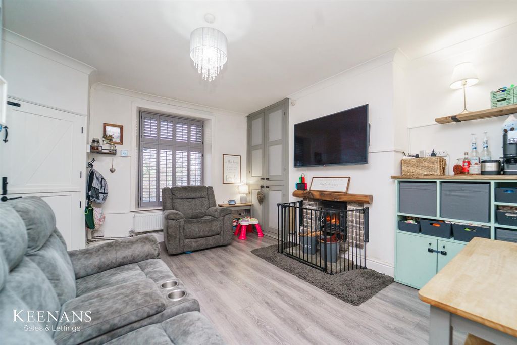 Property photo 2 of 14 1.Jpg