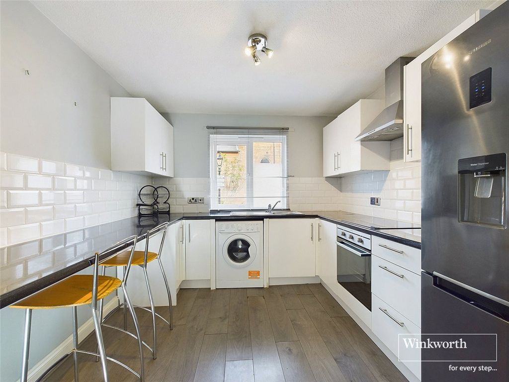 Property photo 2 of 10 Picture No. 28