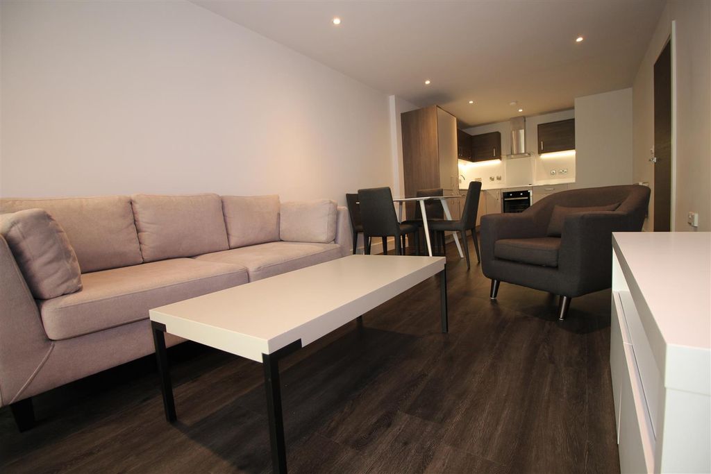 Property photo 3 of 13 Img_8938.Jpg