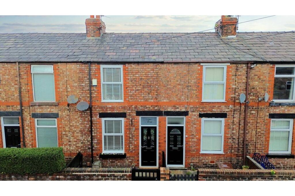 Property photo 1 of 15